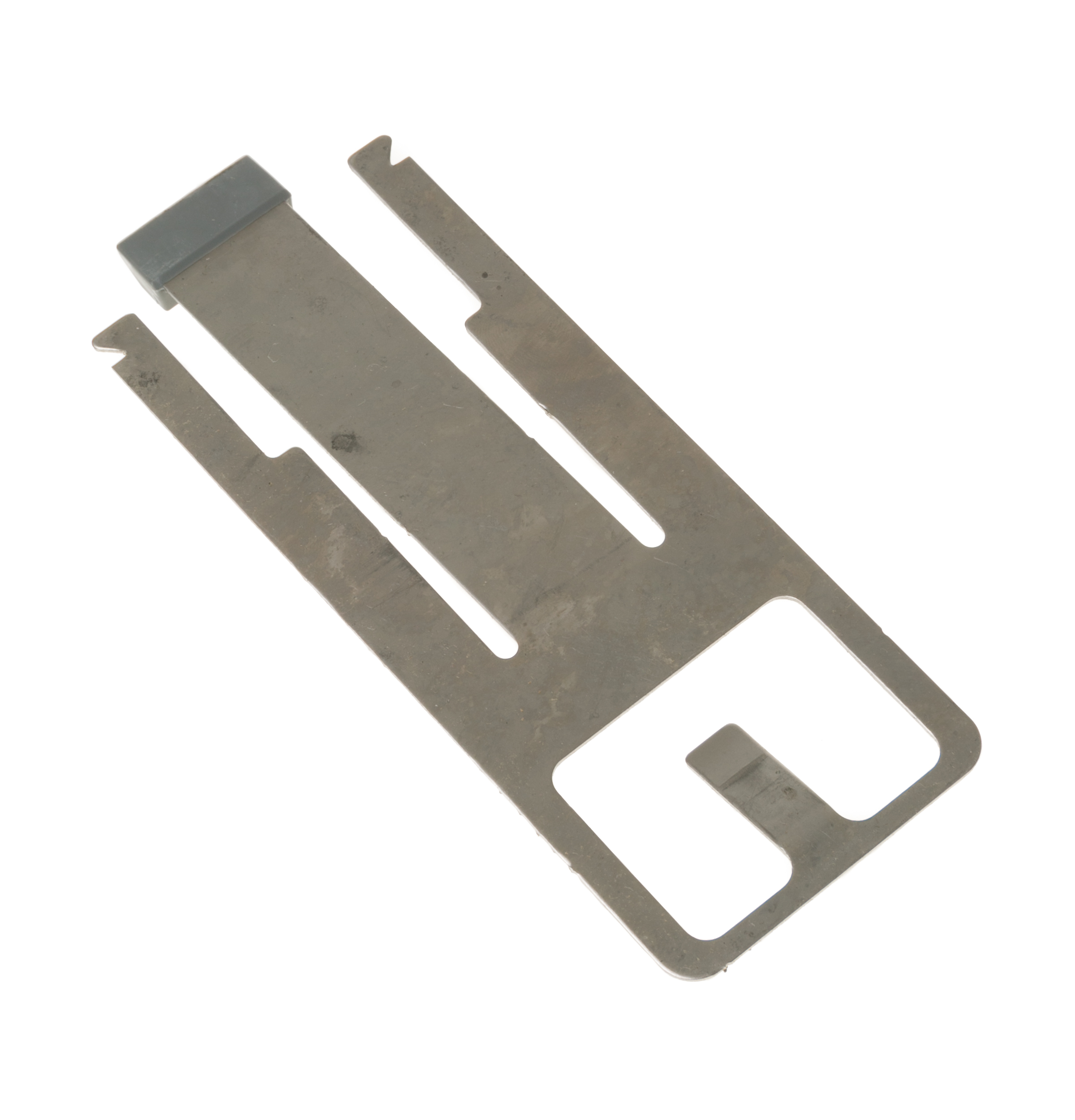 WD13X10018 GE Dishwasher Latch Keeper Assembly - Image 2