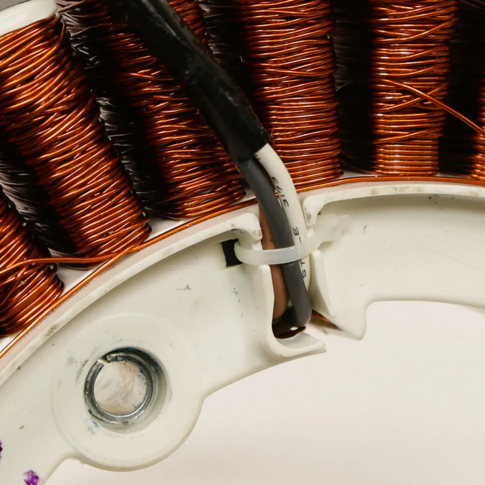 1 of W10365754 STATOR - Image 6