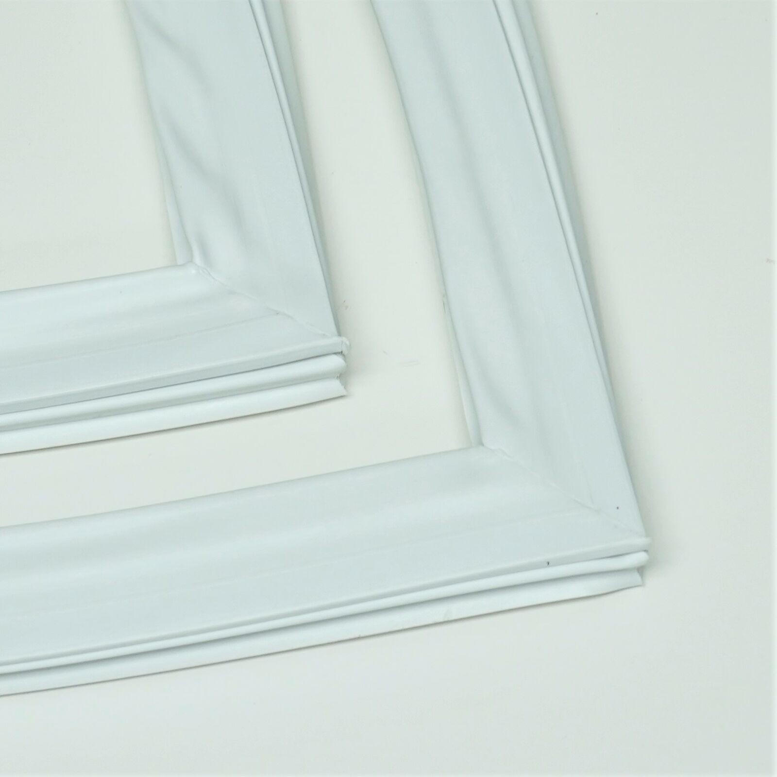 1 of WR24X10186 GE Refrigerator Door Seal Gasket OEM Replacement, NEW FAST SH...