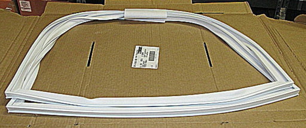 5304507202 GASKET DOOR OEM