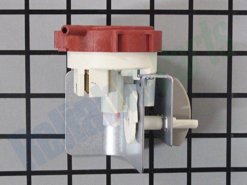 OEM Genuine Part 1 of WH12X10479 - SWITCH PRESSURE - Image 7