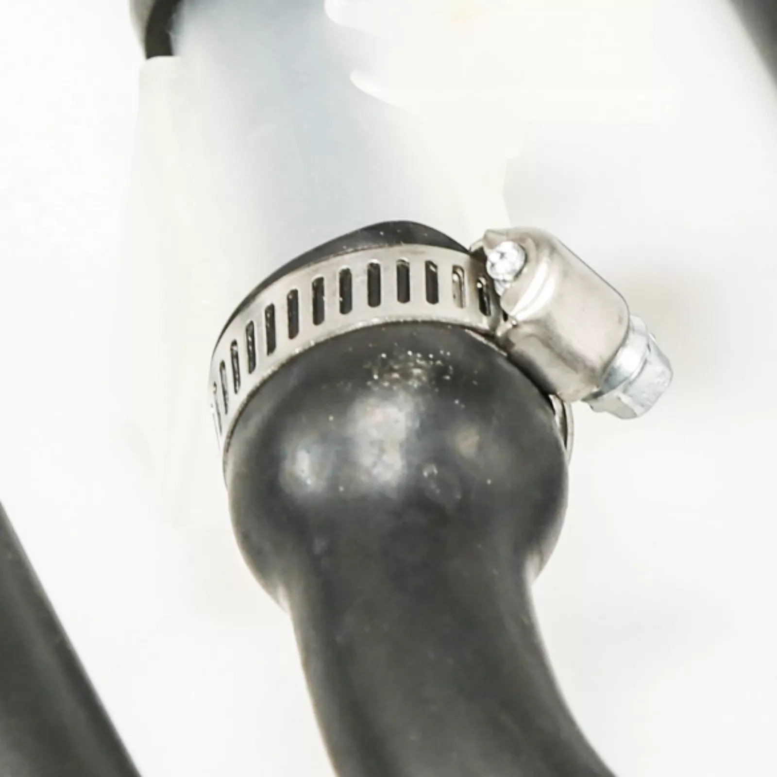 OEM Genuine Part 1 of WP206680 - INJECTOR H - Image 3