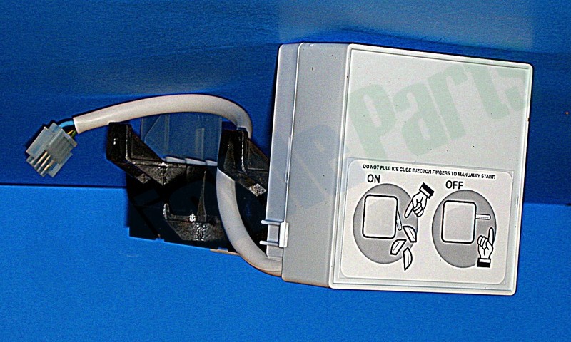 OEM Genuine Part 1 of 5304458371 - ICEMAKER - Image 7